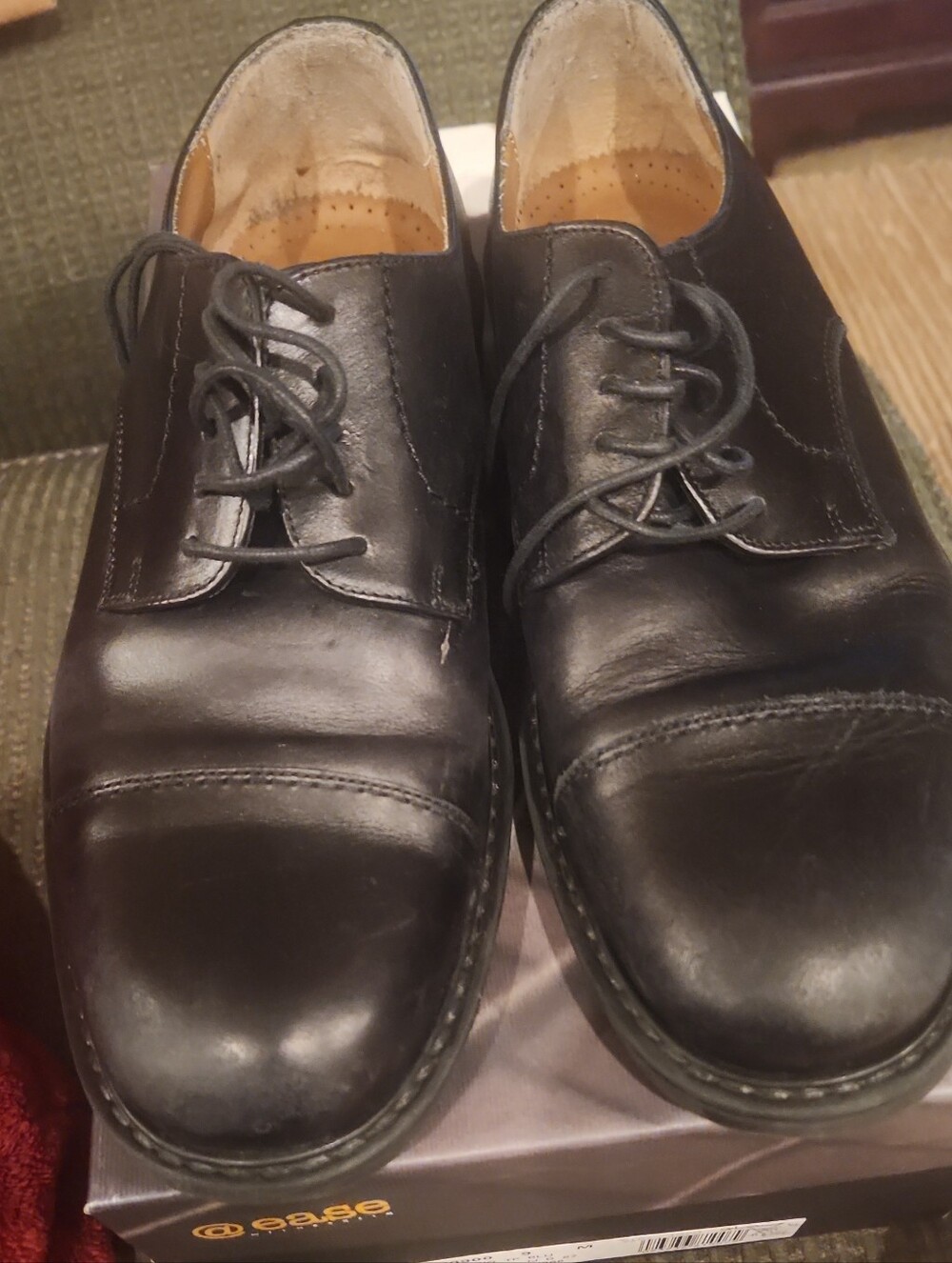 @ease Ontario Men's Black Leather Cap-Toe Lace-Up Dress Shoes Size 9M